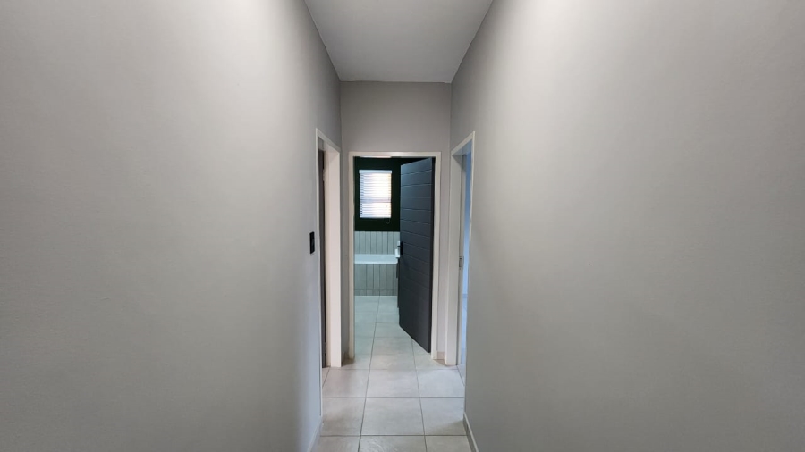 To Let 3 Bedroom Property for Rent in Waterval East North West